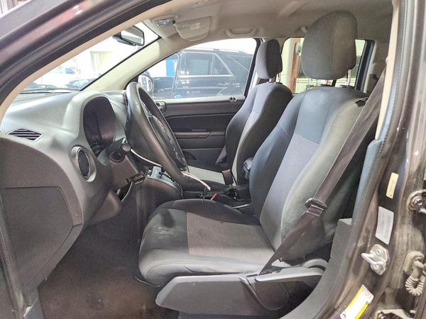 2016 JEEP COMPASS Sport — DENT