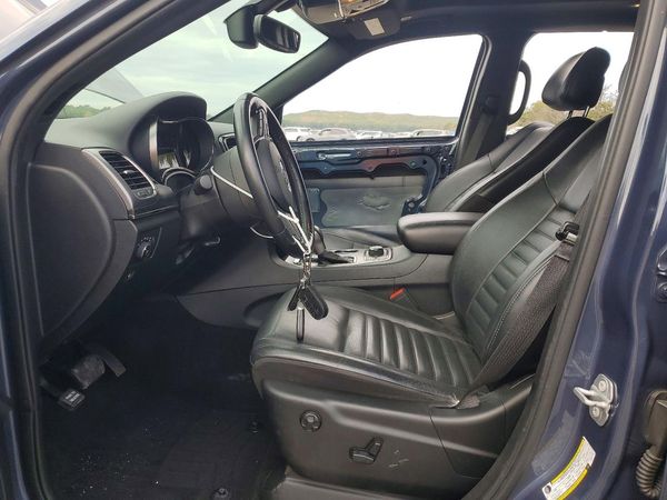 2020 JEEP GRAND CHEROKEE Limited — DENT