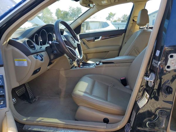 2013 MERCEDES-BENZ C C300 — DENT