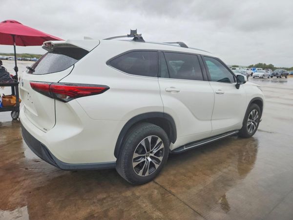 2021 TOYOTA HIGHLANDER XLE — PSRA