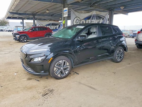 2023 HYUNDAI KONA SEL — Front 3/4