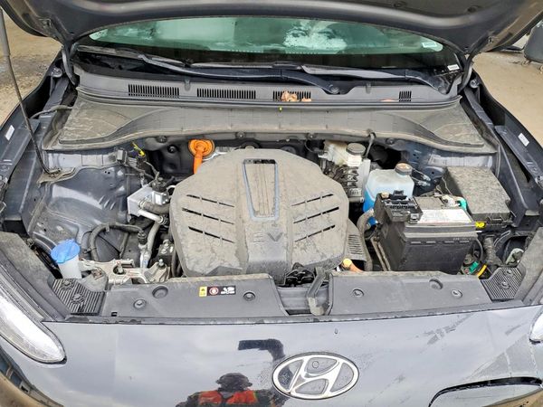 2023 HYUNDAI KONA SEL — Engine bay