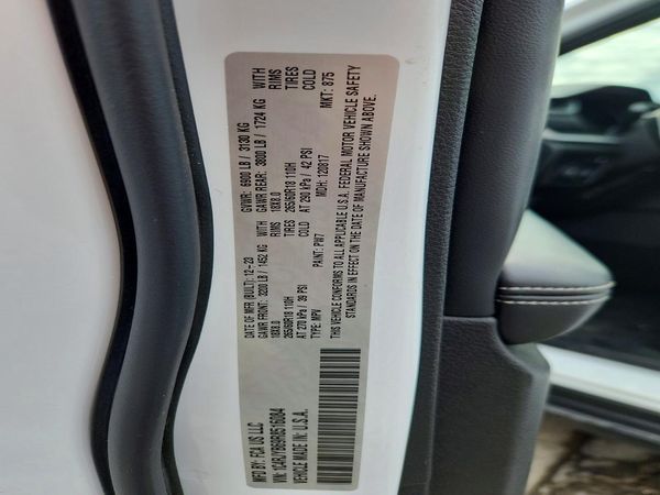 2024 JEEP GRAND CHEROKEE Limited 4XE — VINS