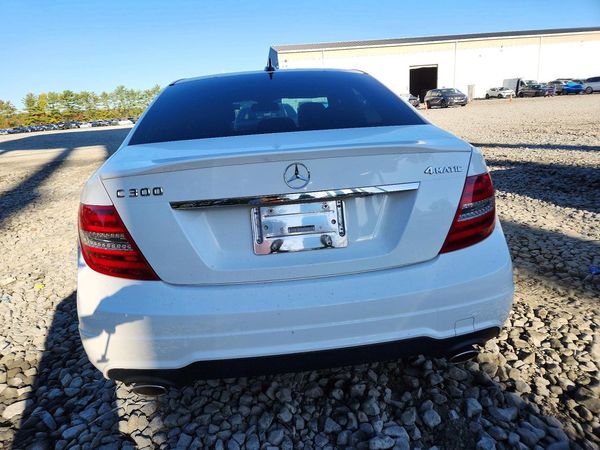 2013 MERCEDES-BENZ C C300 — DIRR