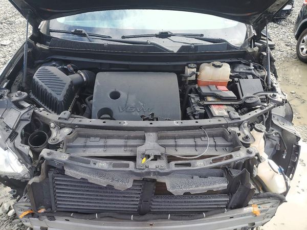 2019 CHEVROLET TRAVERSE LT — Engine bay