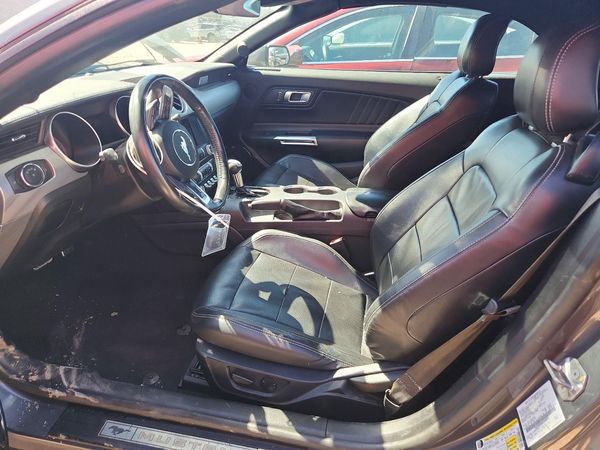 2022 FORD MUSTANG I4 Convertible — DENT