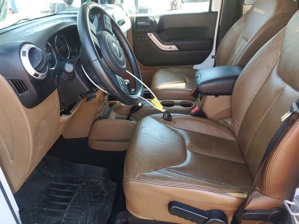 2013 JEEP WRANGLER Sahara — DENT