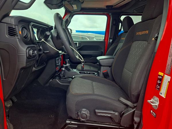 2026 JEEP GLADIATOR Mojave — DENT