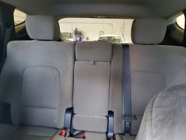 2016 HYUNDAI SANTA FE Base — SUVN