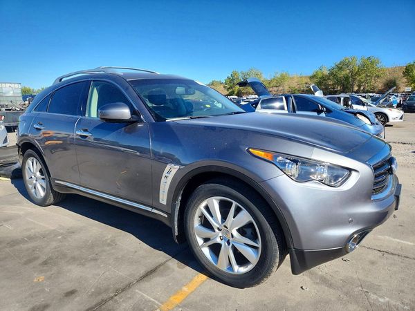 2012 INFINITI FX35 — Passenger 3/4