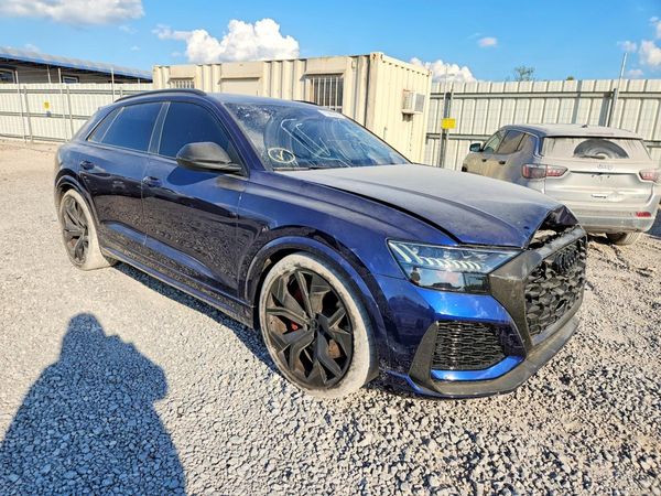 2022 AUDI RS Q8 quattro — Passenger 3/4