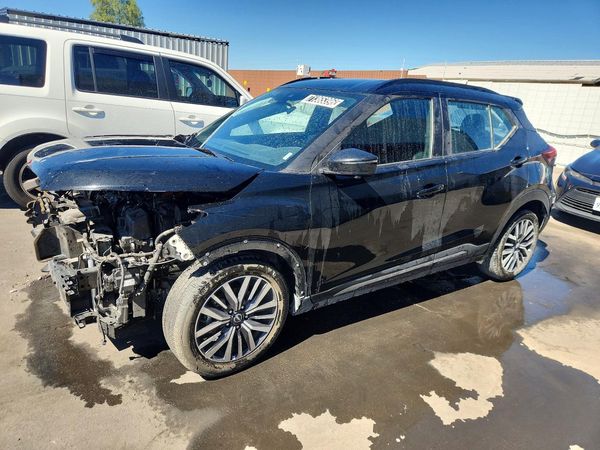 2024 NISSAN KICKS SR — Front 3/4