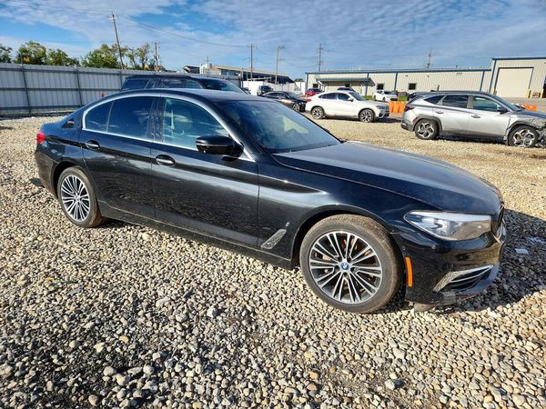 2018 BMW 5 SERIES xDrive — Passenger 3/4