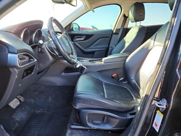 2018 JAGUAR F-PACE Premium — DENT