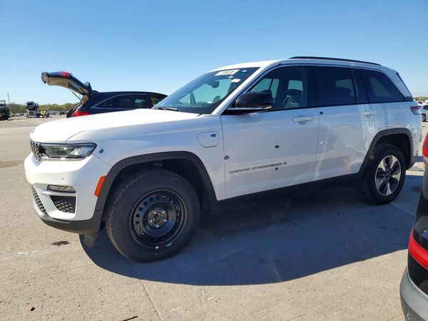 2024 JEEP GRAND CHEROKEE — DSFA — Front 3/4