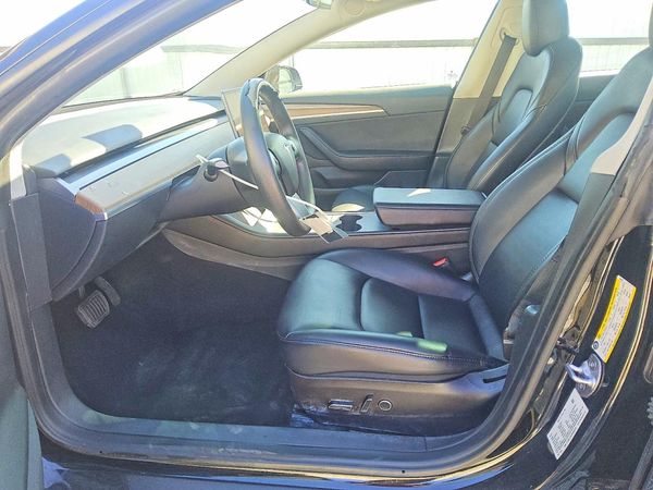 2023 TESLA MODEL 3 — DENT