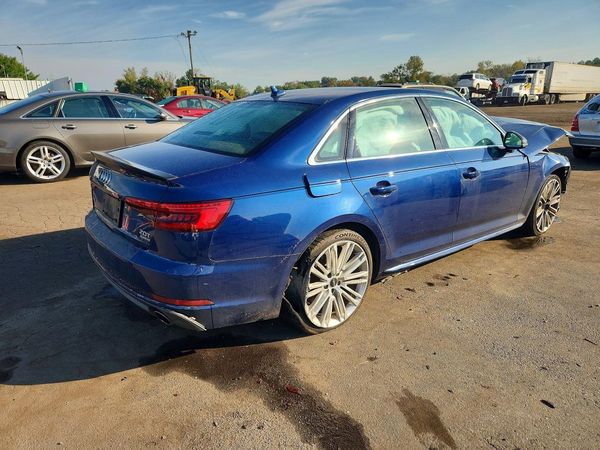 2017 AUDI A4 quattro Premium Plus — PSRA
