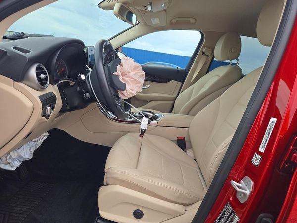 2016 MERCEDES-BENZ GLC-CLASS GLC300 — DENT