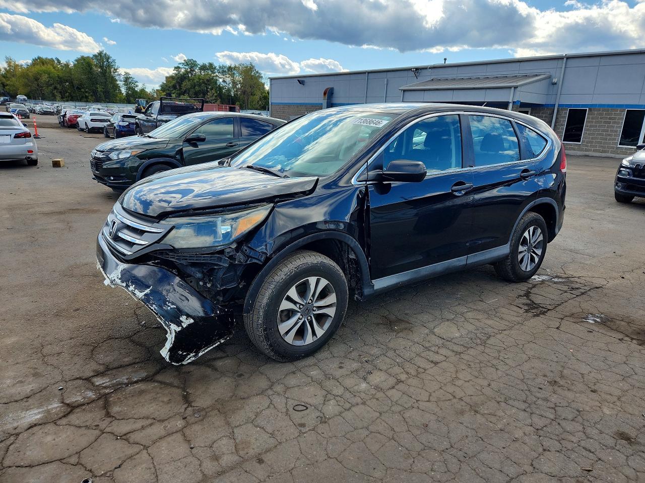 2013 HONDA CRV LX — Front 3/4