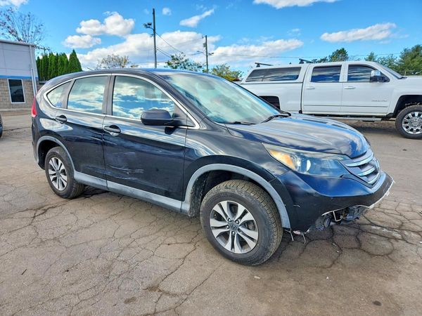 2013 HONDA CRV LX — Passenger 3/4