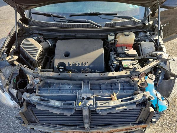 2018 CHEVROLET TRAVERSE LS — Engine bay