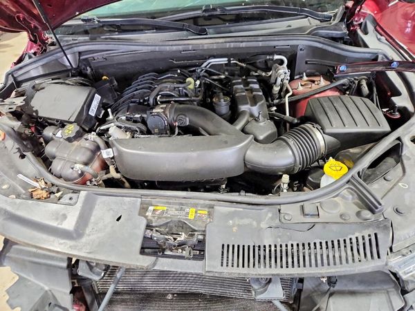 2023 DODGE DURANGO GT — Engine bay
