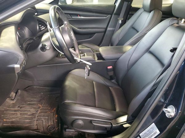 2021 MAZDA 3 — DENT
