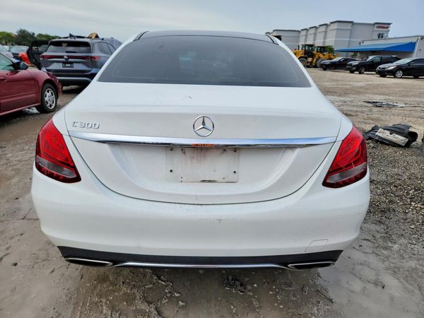 2017 MERCEDES-BENZ C C300 — DIRR