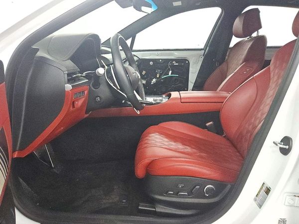 2024 GENESIS G80 2.5T Sport Prestige — DENT