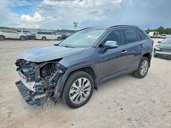 2019 TOYOTA RAV4 — DSFA — Front 3/4