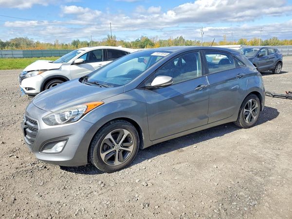 2016 HYUNDAI ELANTRA — Front 3/4