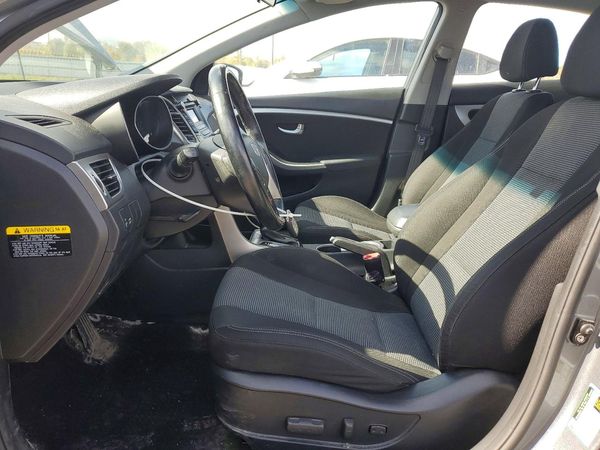 2016 HYUNDAI ELANTRA — DENT