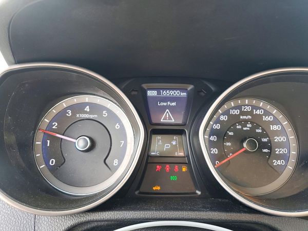2016 HYUNDAI ELANTRA — ODOM