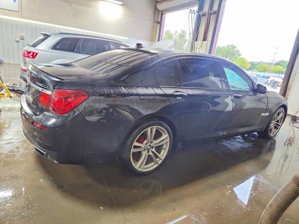 2013 BMW 750 — PSRA