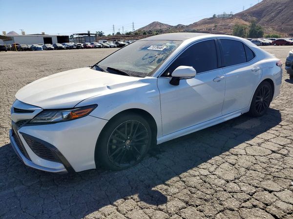 2021 TOYOTA CAMRY — DSFA — Front 3/4