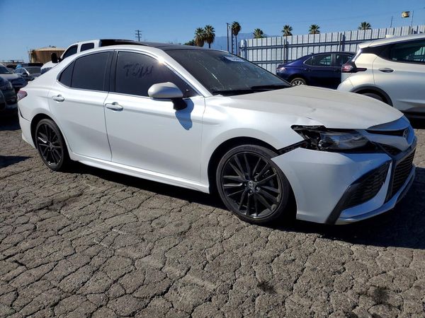 2021 TOYOTA CAMRY XSE — Passenger 3/4