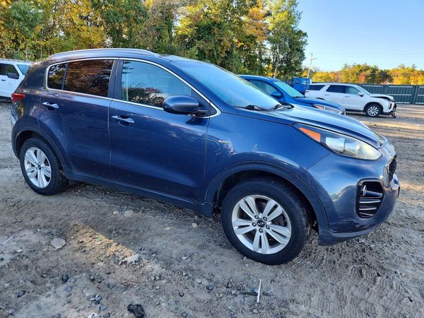 2017 KIA SPORTAGE LX — Passenger 3/4