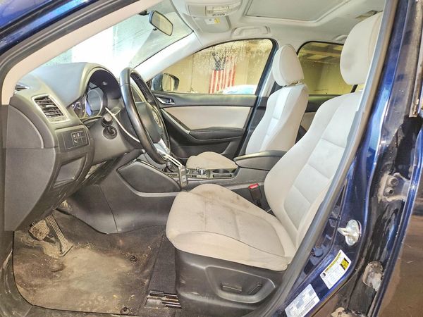2016 MAZDA CX-5 Touring/GS — DENT