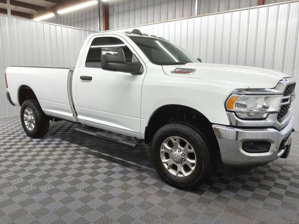 2023 RAM 3500 Regular Cab — Passenger 3/4