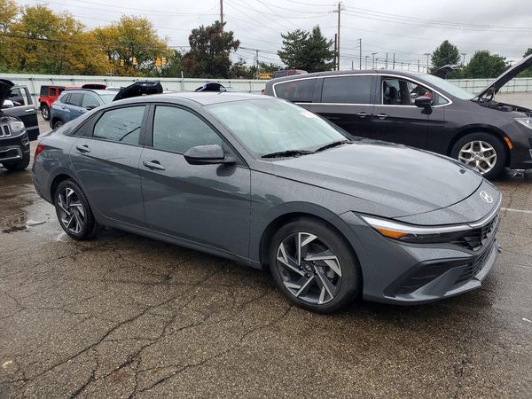 2025 HYUNDAI ELANTRA SEL Sport — Passenger 3/4