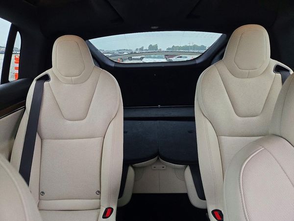 2023 TESLA MODEL X — SUVN