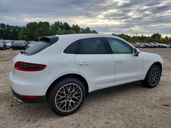 2015 PORSCHE MACAN — PSRA