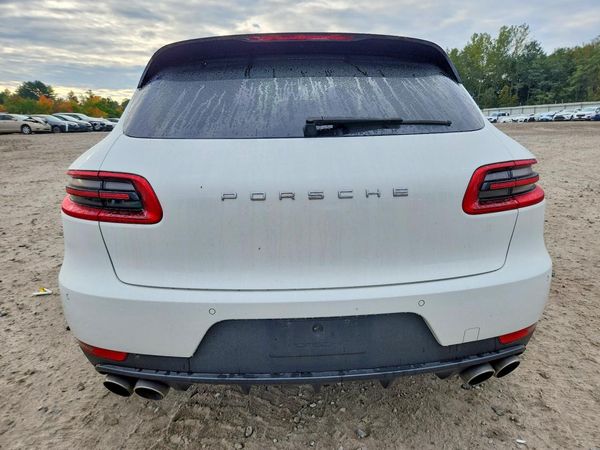 2015 PORSCHE MACAN — DIRR