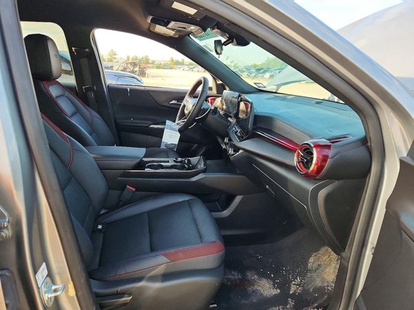 2026 CHEVROLET EQUINOX — DENT