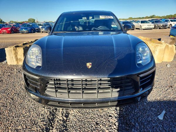 2016 PORSCHE MACAN — DIRF