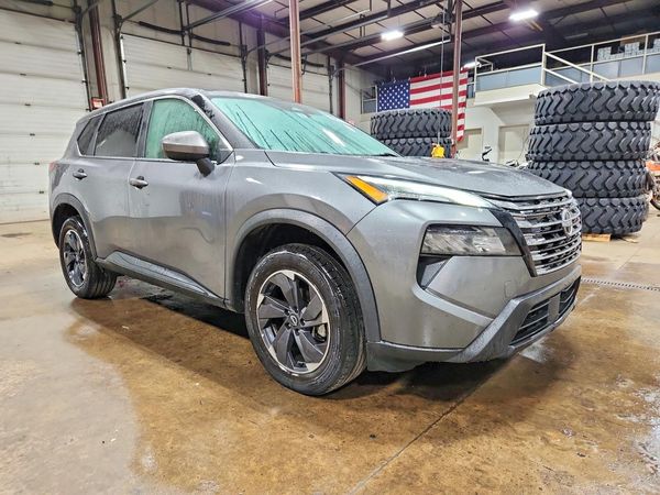 2024 NISSAN ROGUE SV — Passenger 3/4
