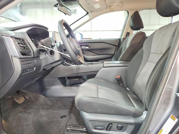 2024 NISSAN ROGUE SV — DENT