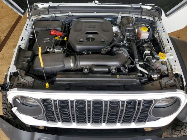 2026 JEEP WRANGLER Rubicon — Engine bay