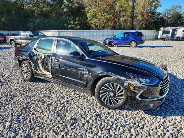 2021 HYUNDAI SONATA SEL — Passenger 3/4