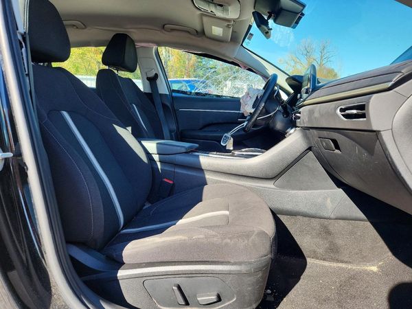 2021 HYUNDAI SONATA SEL — DENT